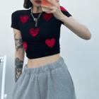 Short-sleeve Sweetheart Patterned Cropped T-shirt Black - One Size