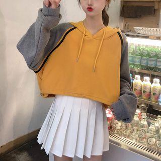 Cropped Raglan Hoodie