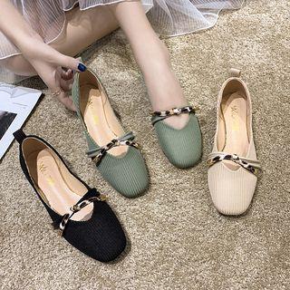Ribbed Mary Jane Low Heel Pumps
