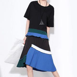 Short-sleeve Midi Pleated Dress Black - One Size