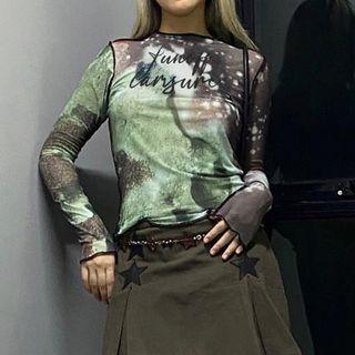 Long Sleeve Ruffled-trim Printed Crop Top