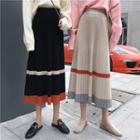 Contrast-trim Midi A-line Pleated Knit Skirt