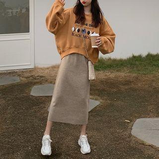 Printed Pullover / Plain Pencil Dress