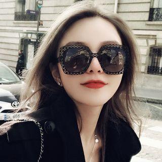 Perforated Frame Oversized Sunglasses