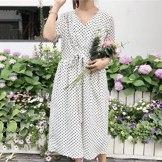 Short-sleeve V-neck Dotted A-line Dress