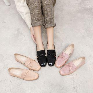 Ribbon Metal Tip Loafers