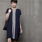 Cap-sleeve Contrast-trim Shift Dress