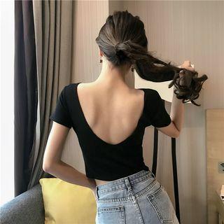 Short-sleeve Scoop Back Cropped T-shirt