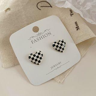 Heart Checker Galaxy Earring 1 Pair - 01 - Silver Stud - Check - Black & White - One Size