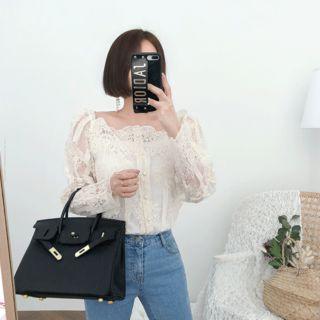 Set: Square-neck Laced Blouse + Spaghetti-strap Top