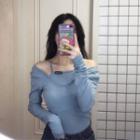 Mock Two-piece Cold-shoulder T-shirt