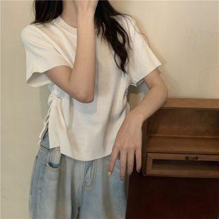 Short-sleeve Slit-hem Knit Top