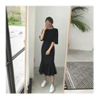 Set: Round-neck T-shirt + Band-waist Ruffle-hem Skirt