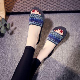 Plain Slippers / Patterned Slippers