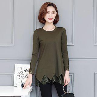 Wave Lace-hem Top