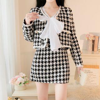 Houndstooth Jacket / A-line Skirt / Blouse / Set