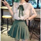 Printed Elbow-sleeve Shirt / Pleated Mini Skirt