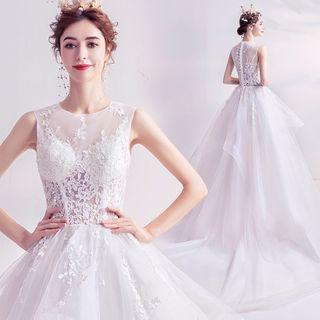 Lace Trim Sleeveless Ruffle Mesh A-line Wedding Gown