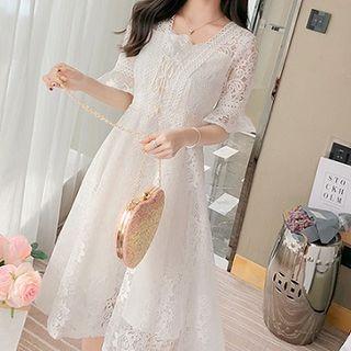 Flare-sleeve Lace Midi Dress