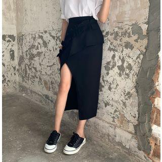 Crew-neck Short-sleeve T-shirt / Side-slit Midi Straight-fit Skirt