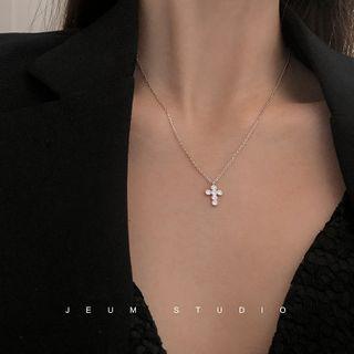 925 Sterling Silver Cross Pendant Necklace 925 Silver - Necklace - Cross - One Size