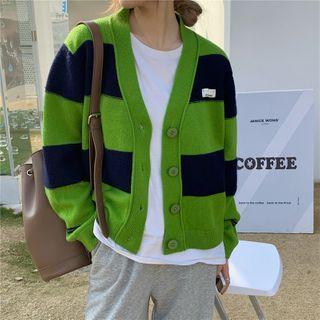 Long-sleeve Two-tone Applique Cardigan
