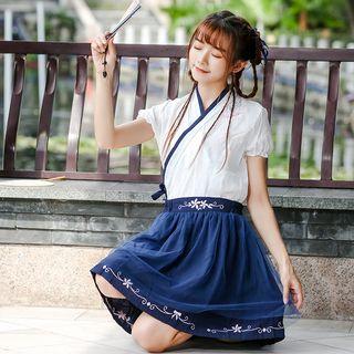 Short-sleeve Floral Embroidered Hanfu
