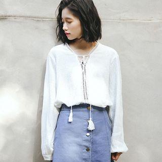 Plain Loose-fit V-neck Long-sleeve Blouse