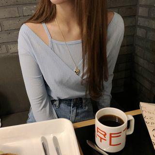Set: Long-sleeve V-neck T-shirt + Cami Top Set - T-shirt - Blue - One Size / Cami Top - Blue - One Size