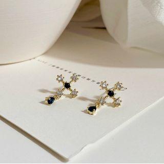 Rhinestone Cross Earring 1 Pair - Silver Needle - As Shown In Figure - One Size