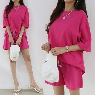Set: Boxy T-shirt + Drawcord Shorts