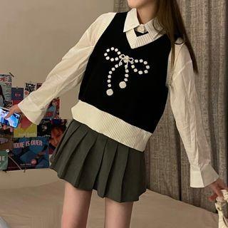 Bow Print Sweater Vest / Plain Shirt