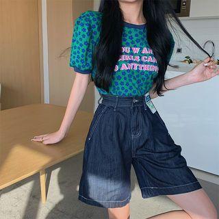 Short-sleeve Floral T-shirt / Denim Shorts