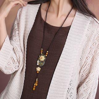 Retro Resin Flower Pendant Necklace