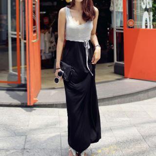 Sleeveless Tie-waist Maxi Dress
