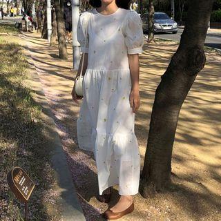 Balloon-sleeve Floral Embroidered Midi A-line Dress White - One Size