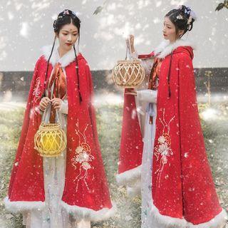 Embroidered Faux Fur Trim Cape Red - M