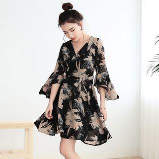 Floral Print 3/4 Sleeve V-neck Dress