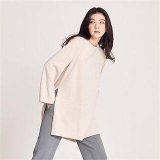 Slit-side Lettering-back Long T-shirt