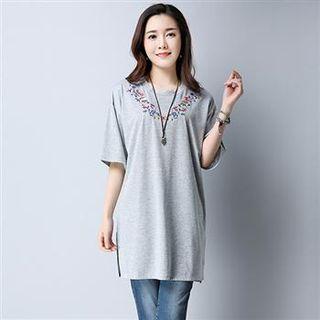 Elbow-sleeve Embroidery Long T-shirt
