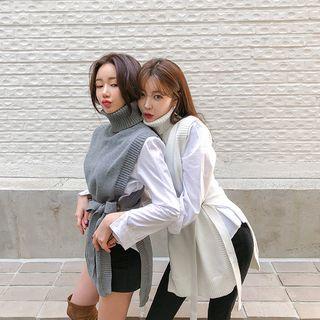 Set: Turtleneck Knit Vest + Dip-back Shirt