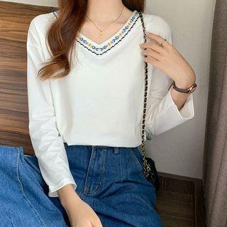 V-neck Embroidered T-shirt