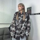 Chain Accent Tie-dyed Button-up Shirt