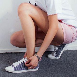 Toe-cap Patterned Canvas Sneakers