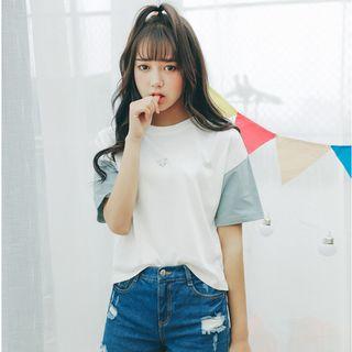 Short-sleeve Two Tone Panel T-shirt