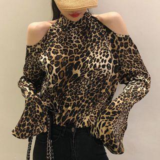 Cold-shoulder Leopard Print Top Leopard - Brown - One Size