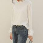Lace-edge Buttoned-cuff T-shirt
