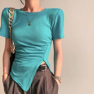 Short-sleeve Ribbed Slit T-shirt