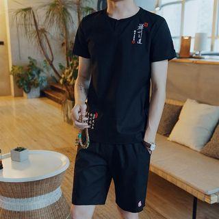 Set: Short-sleeve Chinese Letter T-shirt + Shorts