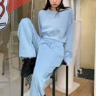 Set: Cropped Sweatshirt + Joggers